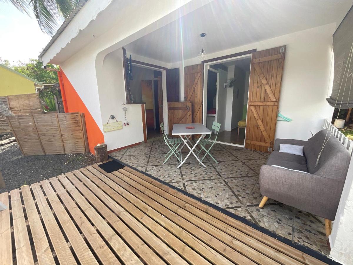 Bungalows Les Vagues Abondes Vila Sainte-Anne  Exterior foto