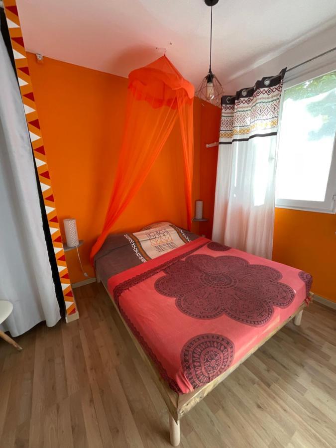 Bungalows Les Vagues Abondes Vila Sainte-Anne  Exterior foto