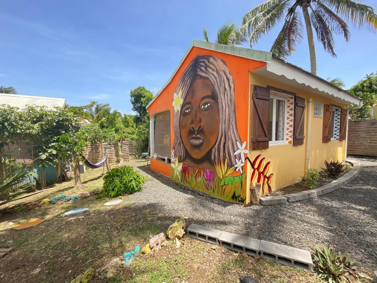Bungalows Les Vagues Abondes Vila Sainte-Anne  Exterior foto